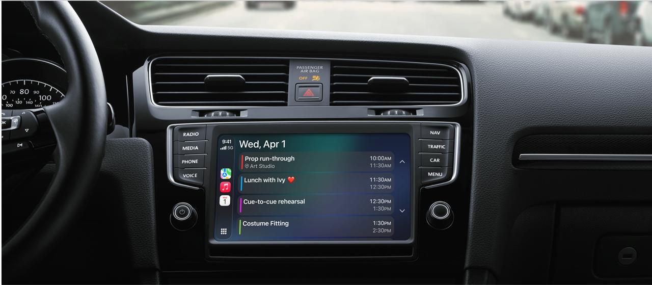 CarPlay calendar and app screen